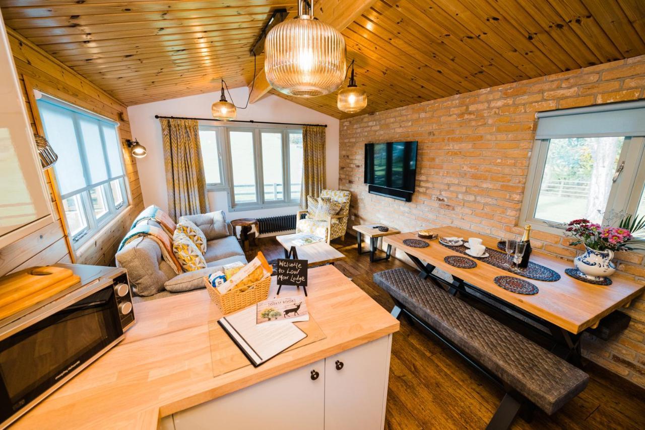 Low Moor Lodge Scarborough Esterno foto