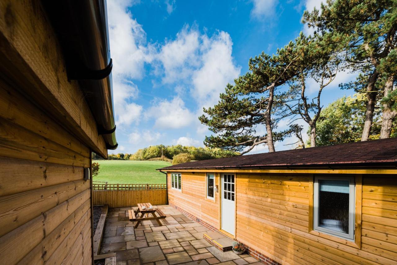 Low Moor Lodge Scarborough Esterno foto
