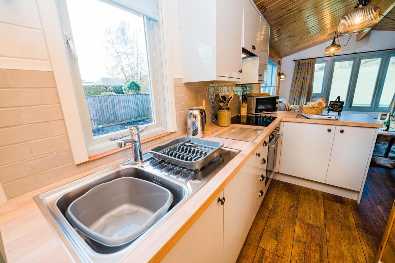 Low Moor Lodge Scarborough Esterno foto