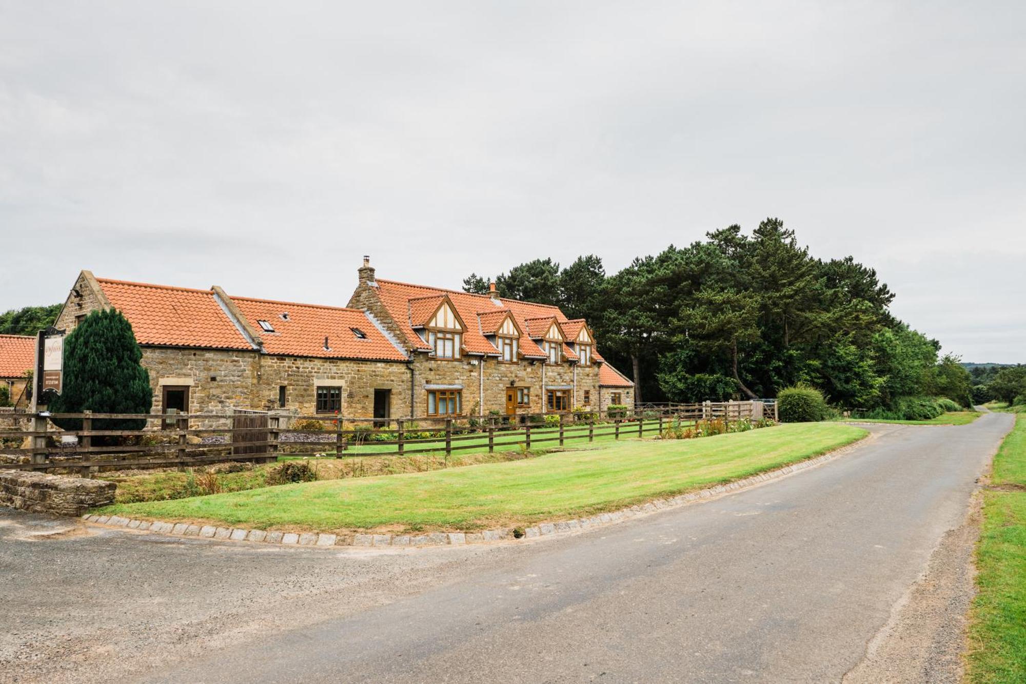 Low Moor Lodge Scarborough Esterno foto